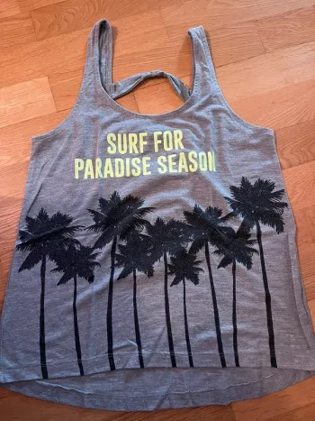 TEE shirt