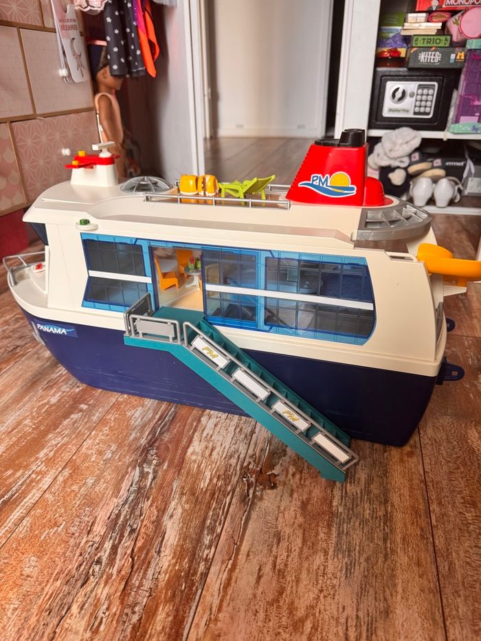 Playmobil bateau de croisière 6978 et ses accessoires - photo numéro 2