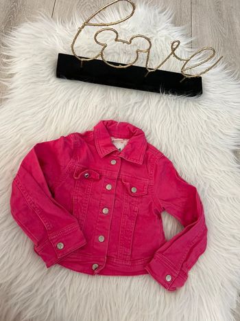 Très belle veste en jeans rose 🥰 de chez la halle taille 3 ans