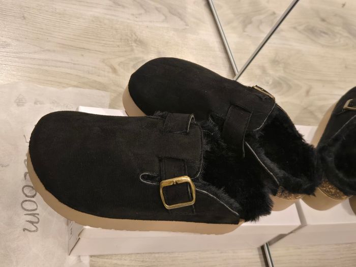 Mules noires fourrées à plateforme P38/39 neuves - photo numéro 5
