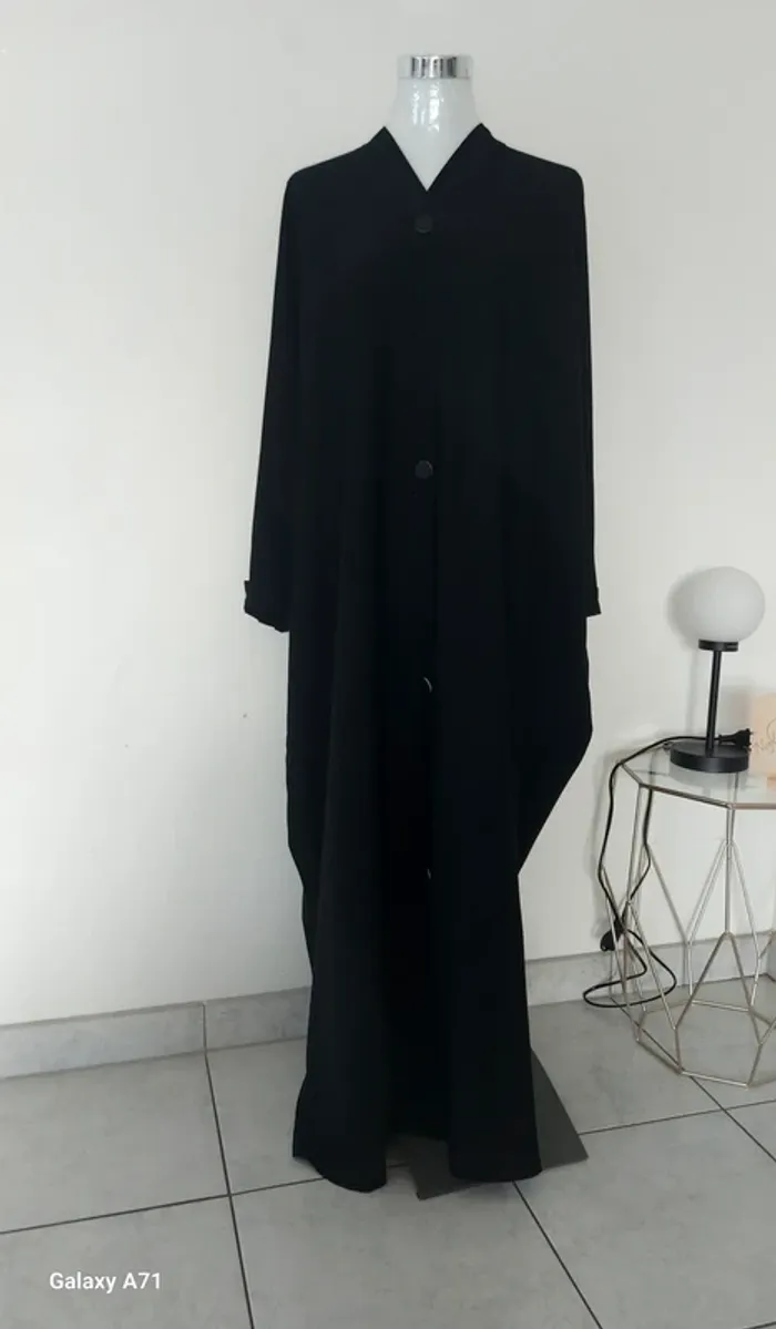 Robe émiratie noire femme +1m62