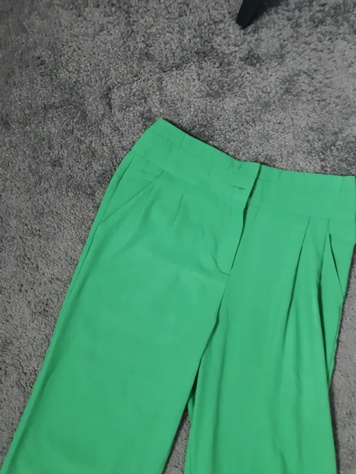 Pantalon vert camaieu - photo numéro 2