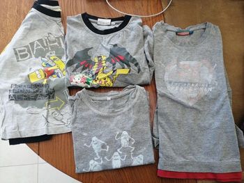 Lot 4 tshirts Ml 5 ans