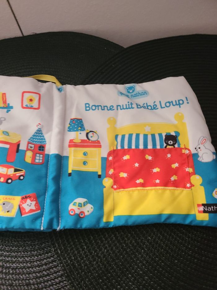 Livre en tissu « Bonne nuit Bébé Loup "