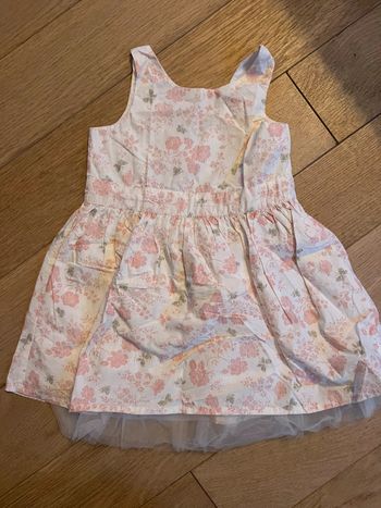 Vend robe de cérémonie rose blanche 3 ans sergent major très bon état