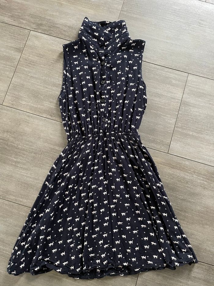 Robe bleu marine avec motifs - photo numéro 3