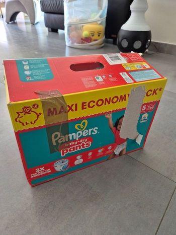 Couches Pants Pampers Baby Dry Taille 5