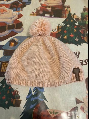Joli bonnet rose molletonné