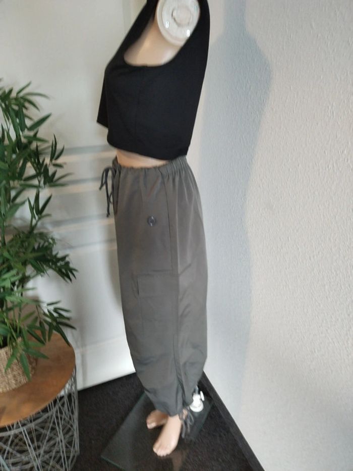Pantalon cargo gris Shein taille M neuf - photo numéro 4
