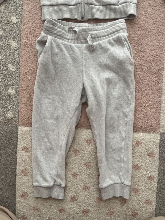Ensemble gris en velour 18/24 mois H&M - photo numéro 2