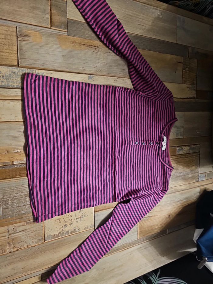 Lot de 3 t shirts longues manches Taille 7-8 ans marque tex - photo numéro 5