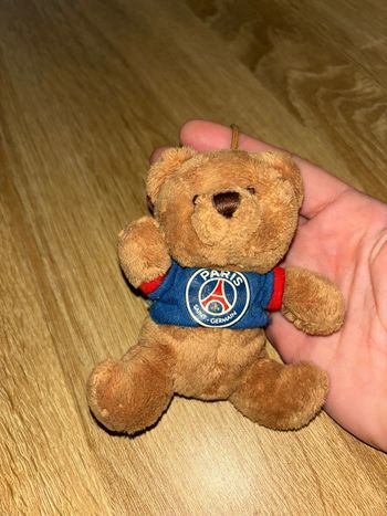 Petit nounours Paris saint Germain