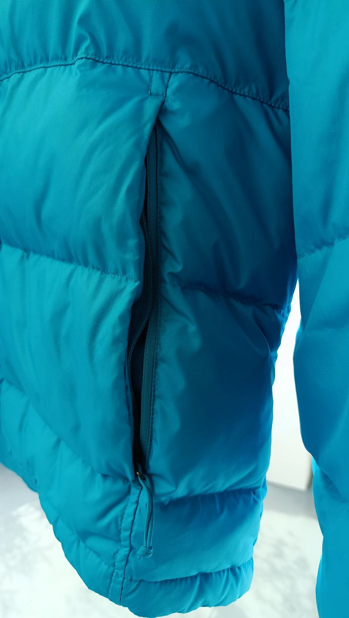 Doudoune The North Face bleu/noir - photo numéro 3
