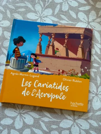 Les cariatides de l’acropole 📚