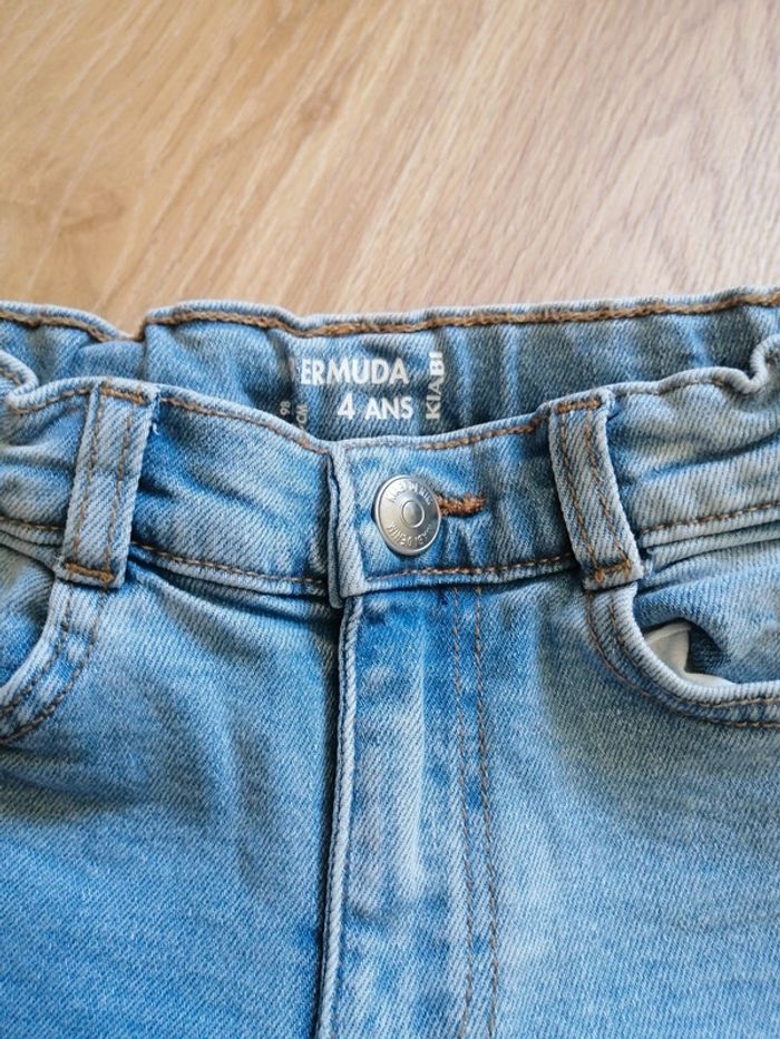 Short 4 ans - photo numéro 3