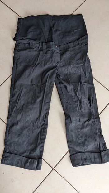 Pantacourt noir femme enceinte taille 42