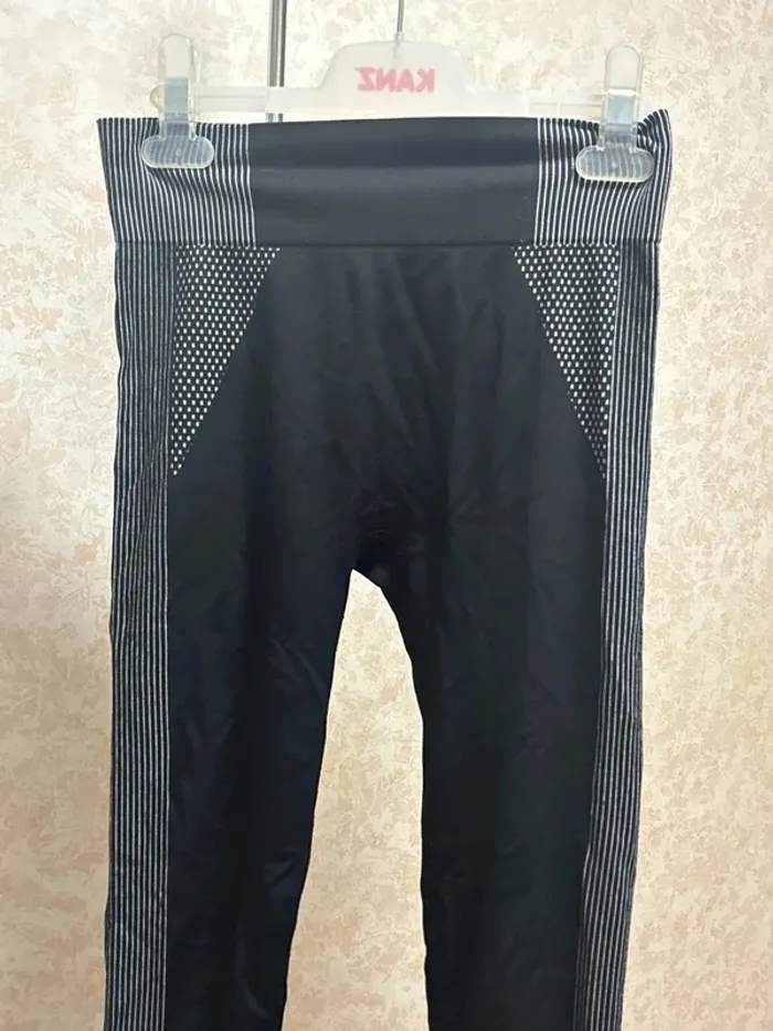 Leggings de sport taille 38/40 marque work out - photo numéro 2
