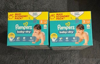 Lot de 2 Cartons de couches Pampers Baby-Dry – Taille 3