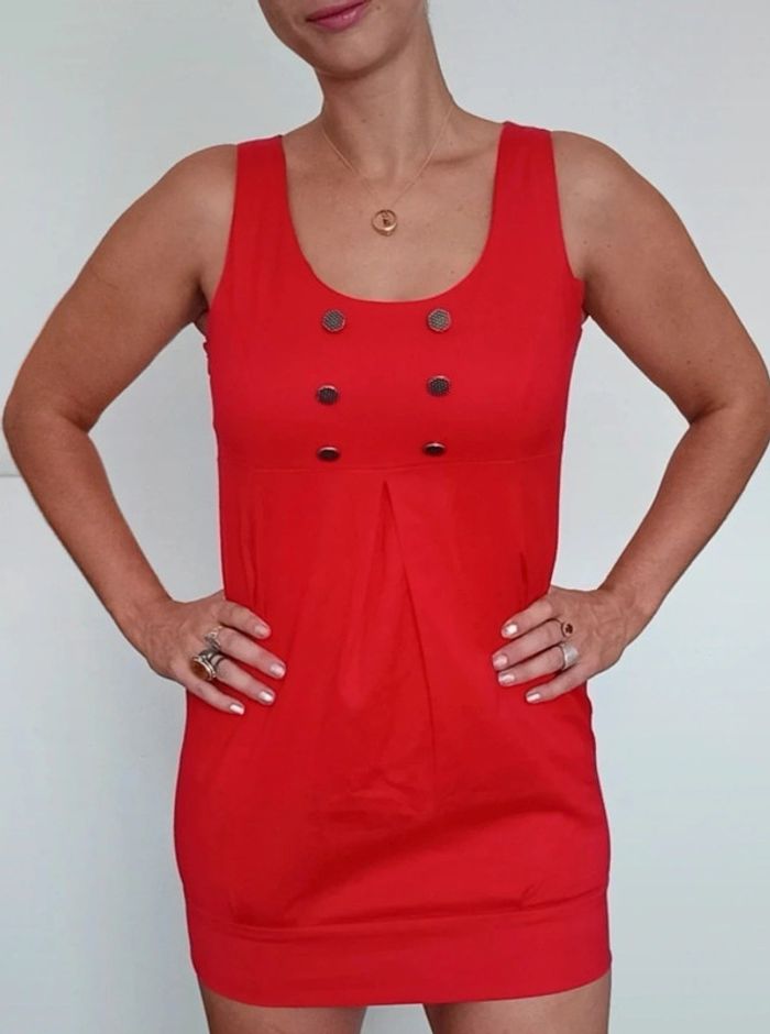 Mini robe rouge façon hôtesse taille 38