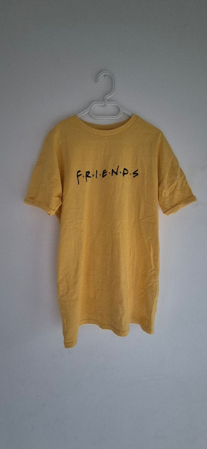 T-shirt friends 12 ans - photo numéro 2