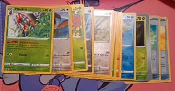 Lot de 19 cartes pokemon reverse diverses collections