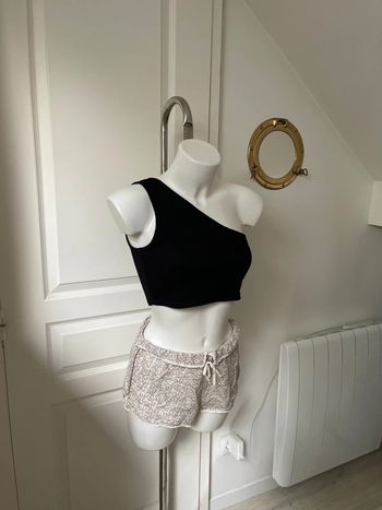 Short lingerie