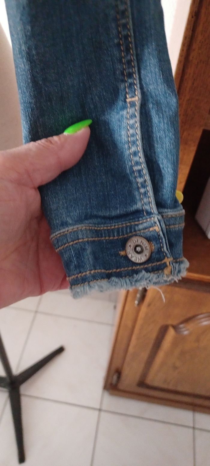 Très jolie veste jeans fille T 10 ans - photo numéro 5