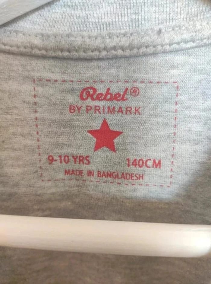 Primark t-shirt fille 9 10 ans pizza - photo numéro 3