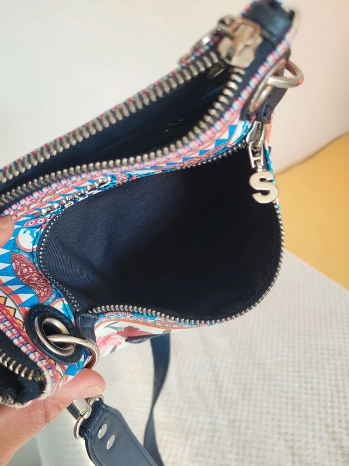 Sacoche sac 👜 bandoulière Desigual état neuf - photo numéro 5