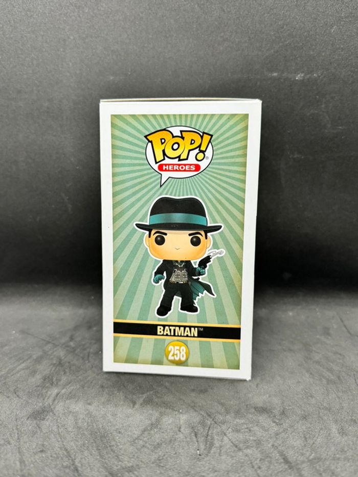 Funko pop dc comics bombshells Batman 258 Target Exclusive - photo numéro 3