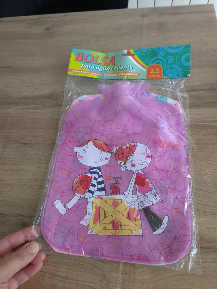 Bouillotte 2.2 litres neuve idéal cadeau de Noël - photo numéro 3