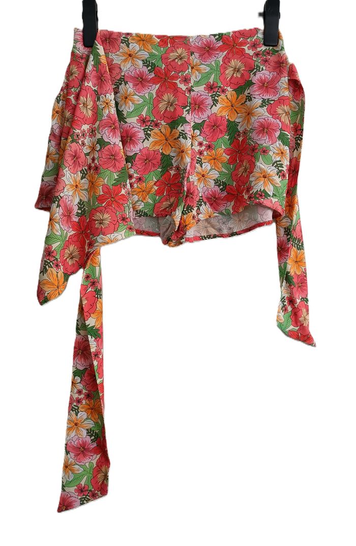 Jupe short à fleurs multicolores. Primark. Taille 40 / 42 - photo numéro 3