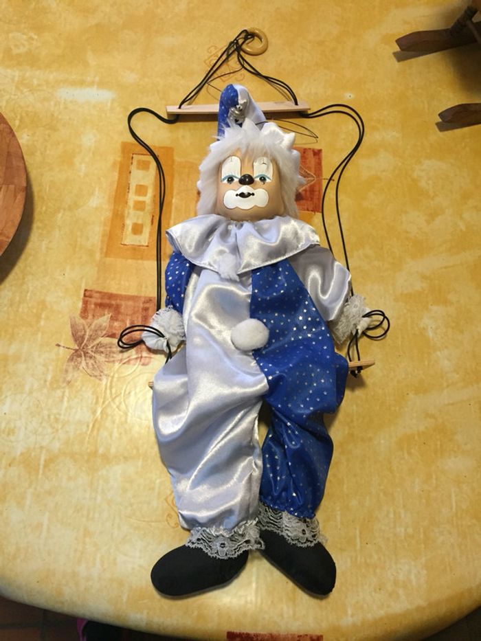 Clown de porcelaine