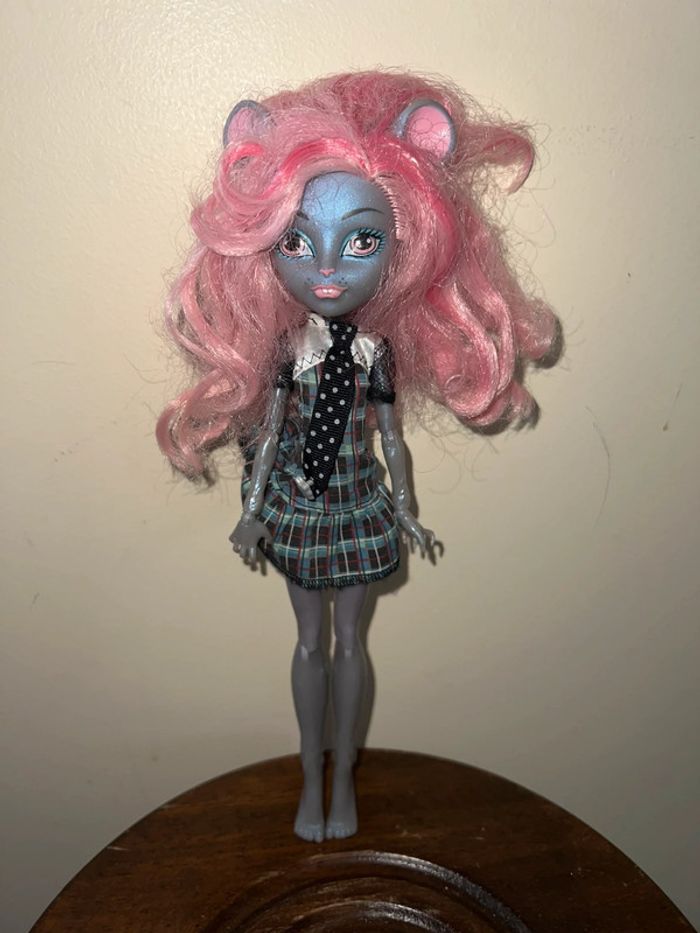 Poupée Monster High Mouscedes