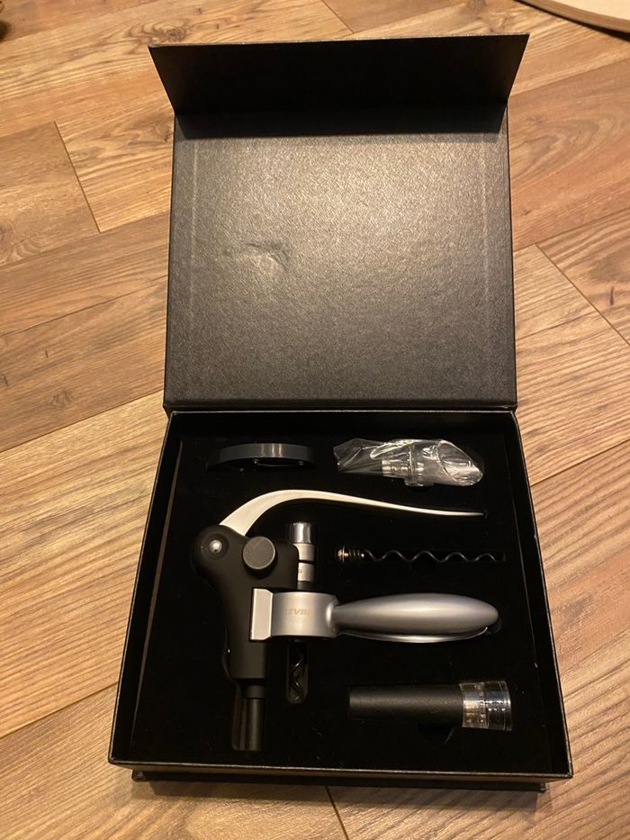 Coffret ouvre bouteille et accessoires Levin - photo numéro 3