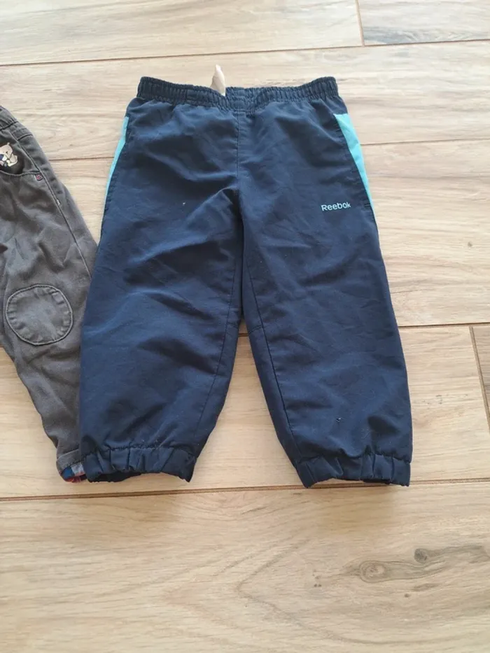 Lot 3 pantalons 18 mois - photo numéro 3