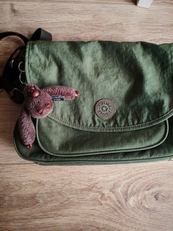 Sac à bandoulière kaki kipling 