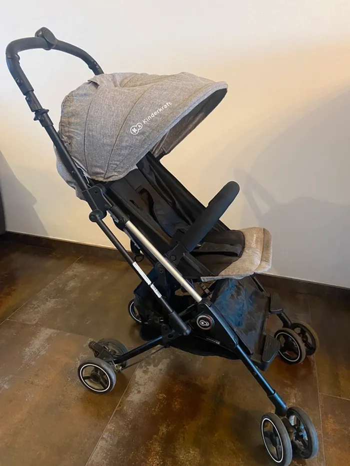Poussette compacte. - photo numéro 5