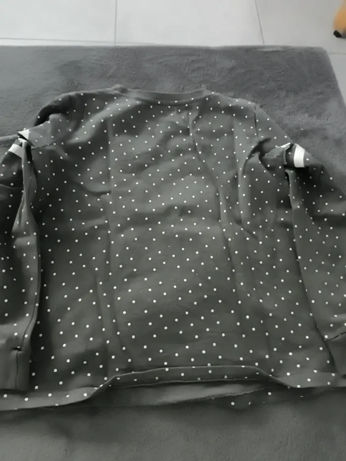 Sweat look here taille 10 ans - photo numéro 2