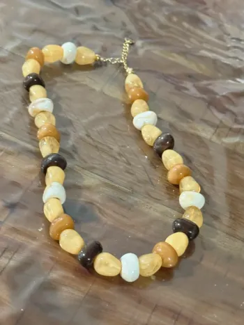 Collier tout en perles couleurs automnales acier inoxydable or