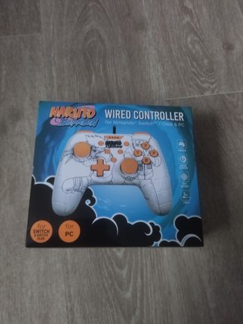 Manette filaire neuve Naruto pour pc et Switch