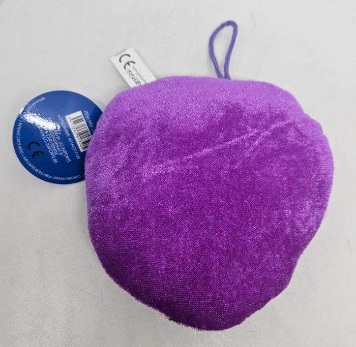 Coccinelle.
13x13,5x3cm.
Neuve. - photo numéro 6