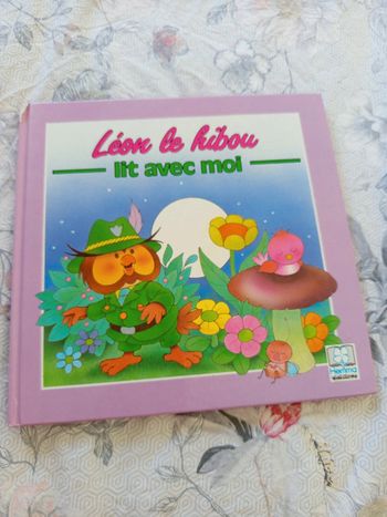 Livre leon le hibou lit avec moi hemma