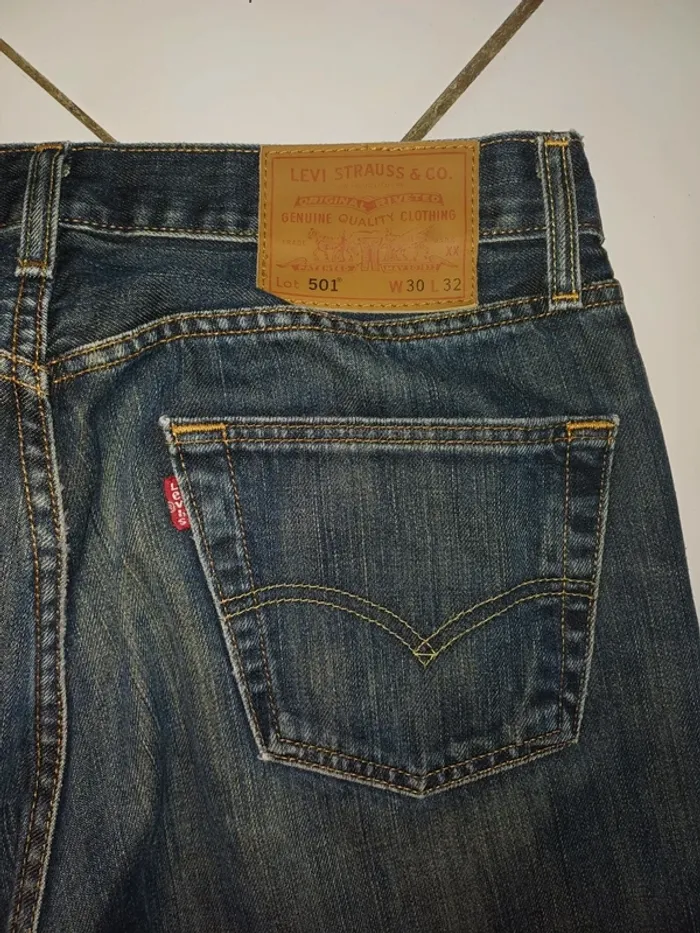 Superbe jean Levi's 501 homme taille 40 - photo numéro 8