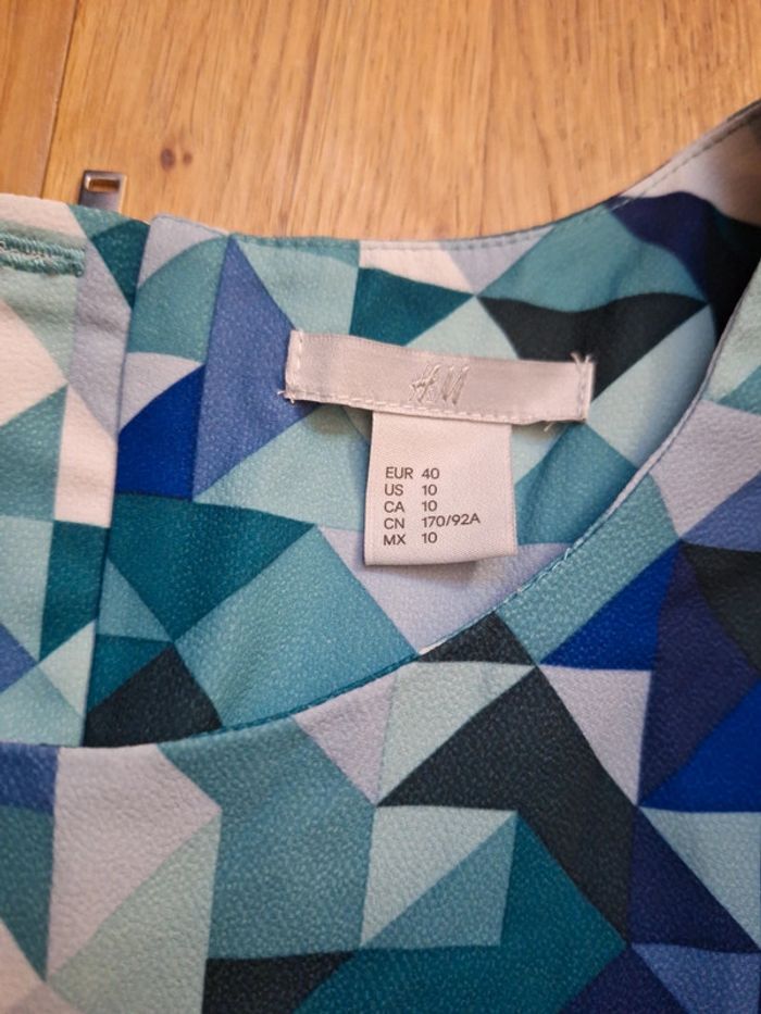 Haut fluide motifs géométriques - photo numéro 2