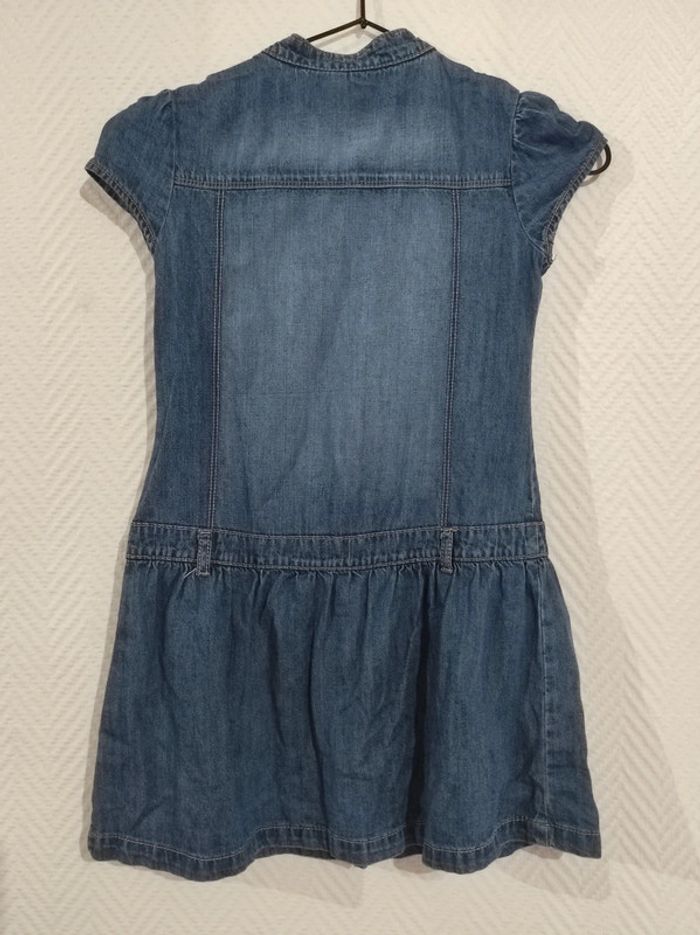Robe en jeans 7/8 ans neuve - photo numéro 7