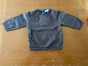 Pull gris et bleu