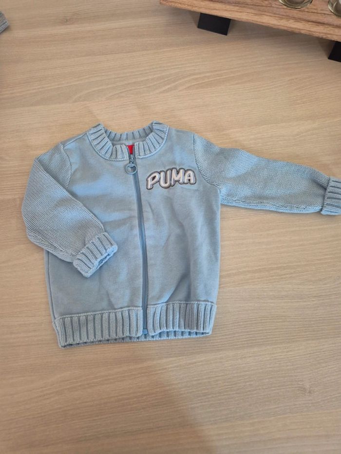 Veste zippé bleu ciel 18 mois Puma