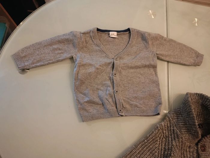 Lot de 3 gilets 6 mois - photo numéro 7