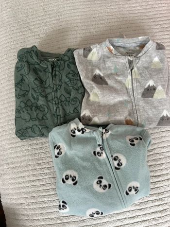 Lot de 3 pyjamas en polaire